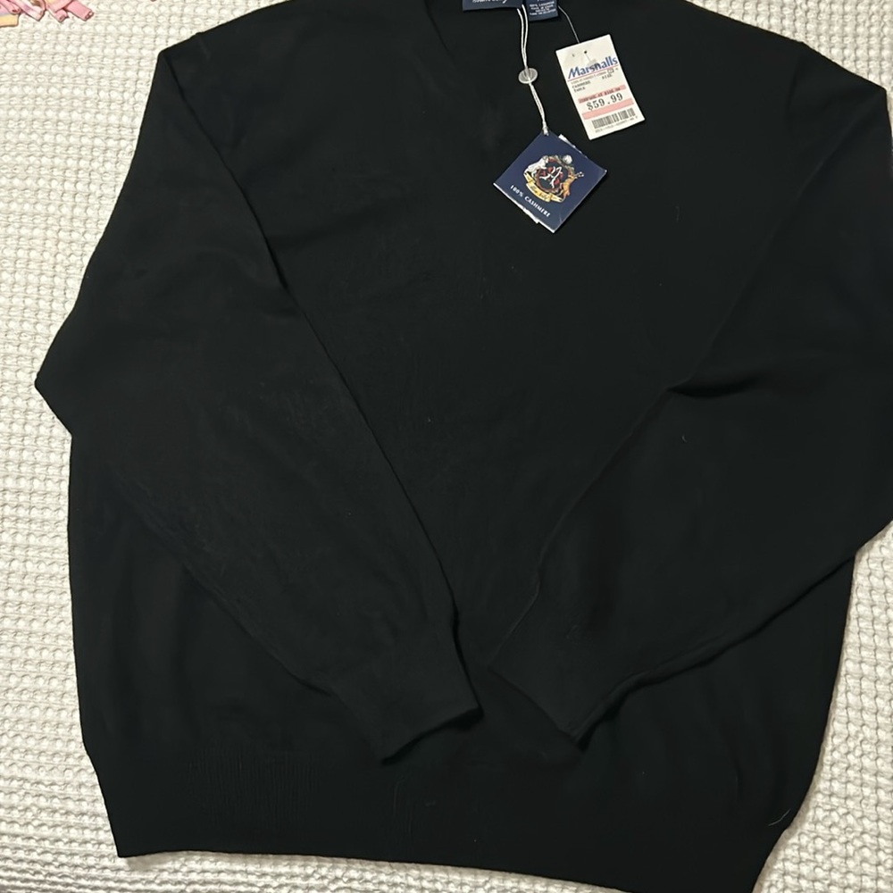 NWT Men’s Cashmere V Neck Sweater XL